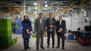 بازدید مدیران بانک ملت از کارخانه ماستر